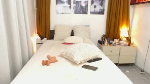 Snapshot of filipina_sweety chatting on December 20, 2024, 11:10 am stephanie online show from December 20, 2024, 11:10 am