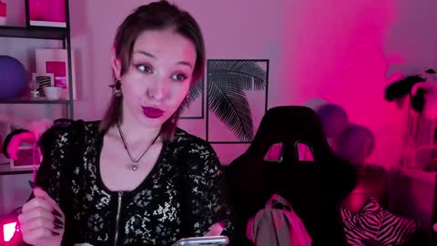 Snapshot of filipinaadams chatting on December 18, 2024, 8:31 am cap and Lana  online show from December 18, 2024, 8:31 am