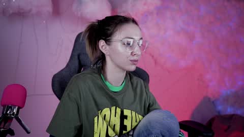 Snapshot of filipinaadams chatting on January 15, 2025, 1:52 pm cap and Lana  online show from January 15, 2025, 1:52 pm