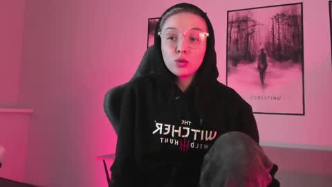 Snapshot of filipinaadams chatting on March 1, 2025, 5:31 am cap and Lana  online show from March 1, 2025, 5:31 am