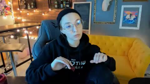 Snapshot of filipinaadams chatting on September 18, 2025, 12:23 am cap and Lana  online show from September 18, 2025, 12:23 am