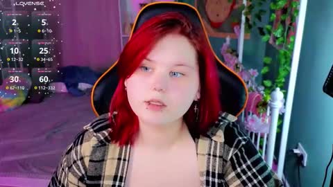 - online show from November 25, 2025, 5:02 pm