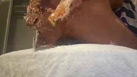 Fill My Little Hole online show from September 9, 2025, 12:54 am