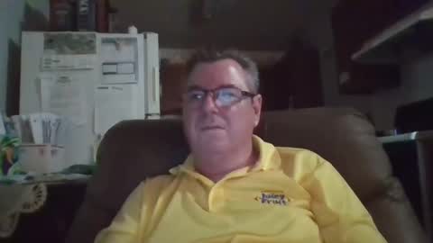 Snapshot of finderfiner chatting on December 18, 2024, 11:02 am finderfiner online show from December 18, 2024, 11:02 am