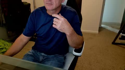 Ross online show from November 1, 2025, 9:28 pm