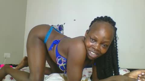 Snapshot of fine_melanin chatting on September 15, 2025, 5:57 pm caro online show from September 15, 2025, 5:57 pm