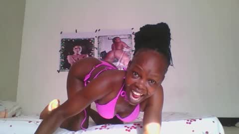 Snapshot of fine_melanin chatting on September 18, 2025, 1:57 pm caro online show from September 18, 2025, 1:57 pm