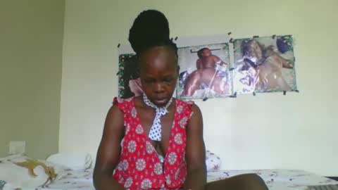 Snapshot of fine_melanin chatting on September 21, 2025, 4:25 am caro online show from September 21, 2025, 4:25 am