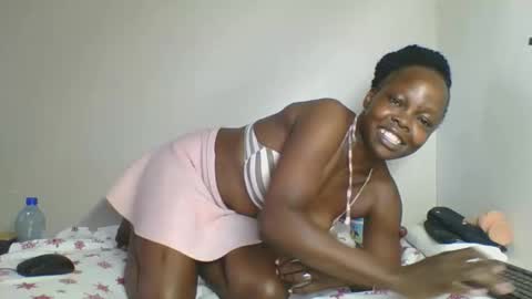Snapshot of fine_melanin chatting on September 29, 2025, 4:28 am caro online show from September 29, 2025, 4:28 am
