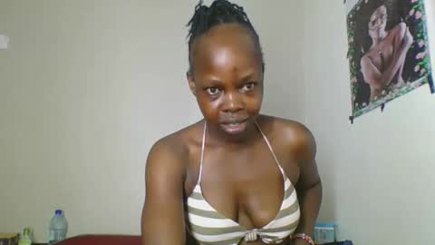 Snapshot of fine_melanin chatting on October 4, 2025, 4:32 am caro online show from October 4, 2025, 4:32 am