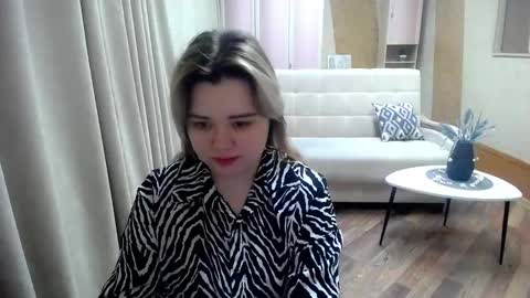 Snapshot of finna_39 chatting on February 25, 2025, 2:54 pm finna_39 online show from February 25, 2025, 2:54 pm