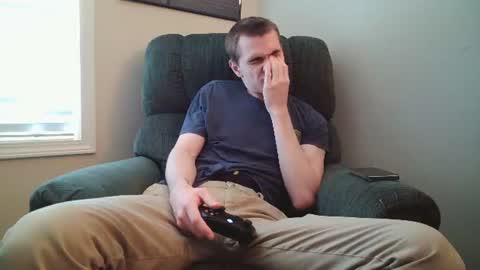 Snapshot of finnabun33 chatting on June 20, 2026, 5:49 pm Jake I am Bicurious online show from June 20, 2026, 5:49 pm