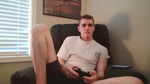Snapshot of finnabun33 chatting on July 7, 2026, 8:24 pm Jake I am Bicurious online show from July 7, 2026, 8:24 pm
