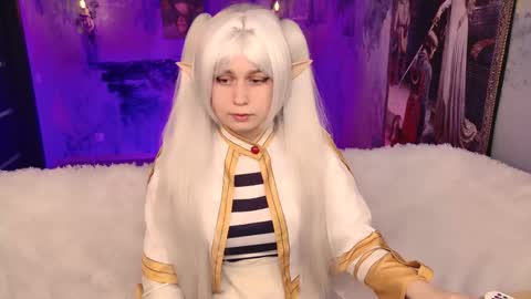 fiora online show from December 1, 2025, 2:11 pm