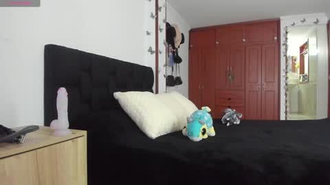     online show from January 3, 2025, 12:33 am