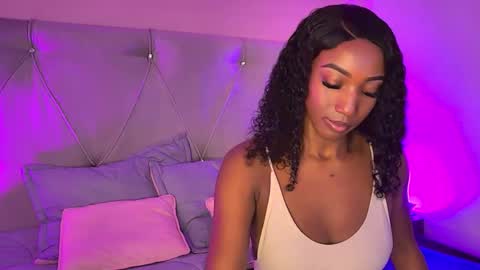 Snapshot of fiorelalenin chatting on February 8, 2025, 4:04 pm Fiorela Lenin online show from February 8, 2025, 4:04 pm