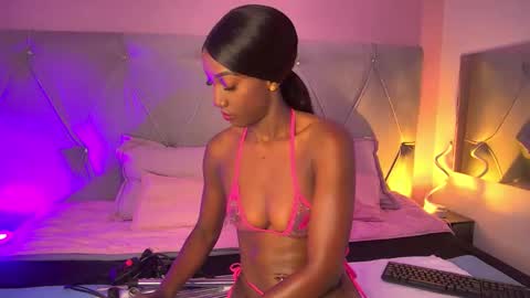 Snapshot of fiorelalenin chatting on October 2, 2025, 6:26 pm Fiorela Lenin online show from October 2, 2025, 6:26 pm