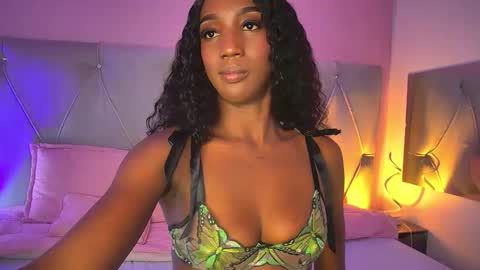 Snapshot of fiorelalenin chatting on February 10, 2026, 6:23 pm Fiorela Lenin online show from February 10, 2026, 6:23 pm