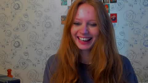 Snapshot of fire_luna chatting on May 14, 2026, 10:33 am fire_luna online show from May 14, 2026, 10:33 am