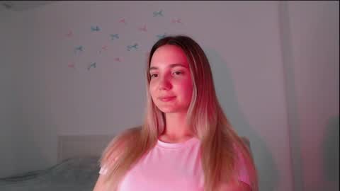 Snapshot of fireflies_fly_ chatting on July 2, 2026, 8:15 pm fireflies_fly_ online show from July 2, 2026, 8:15 pm