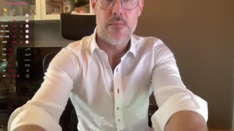 Snapshot of fit_rubinho chatting on December 5, 2024, 12:44 pm Rubn online show from December 5, 2024, 12:44 pm