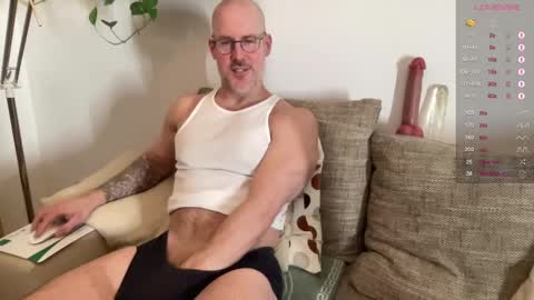 Snapshot of fit_rubinho chatting on December 8, 2024, 4:28 pm Rubn online show from December 8, 2024, 4:28 pm