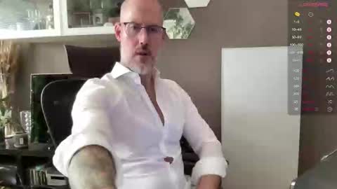 Snapshot of fit_rubinho chatting on September 19, 2025, 11:55 am Rubn online show from September 19, 2025, 11:55 am
