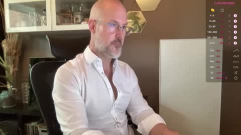 Snapshot of fit_rubinho chatting on October 16, 2025, 7:42 am Rubn online show from October 16, 2025, 7:42 am
