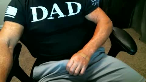 Snapshot of fitguy40 chatting on February 21, 2026, 4:35 am fitguy40 online show from February 21, 2026, 4:35 am