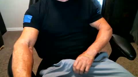 Snapshot of fitguy40 chatting on March 10, 2026, 3:44 am fitguy40 online show from March 10, 2026, 3:44 am