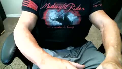 Snapshot of fitguy40 chatting on March 13, 2026, 7:31 pm fitguy40 online show from March 13, 2026, 7:31 pm