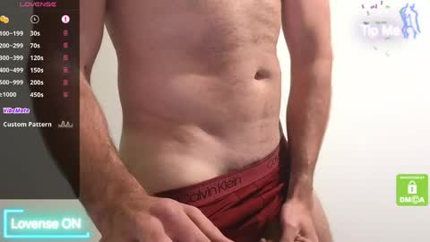 fitguy_84 online show from April 13, 2026, 11:48 am
