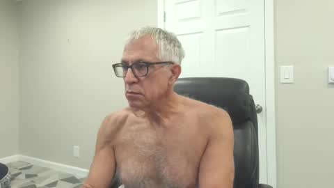 Jon online show from October 5, 2025, 9:02 pm