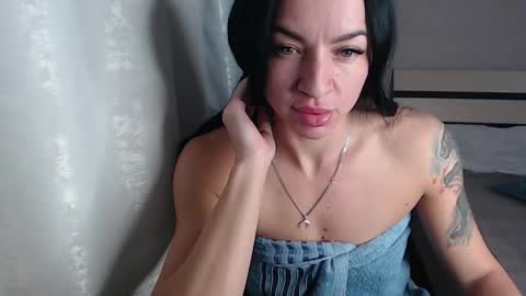 Lizabeth online show from November 2, 2025, 9:50 pm