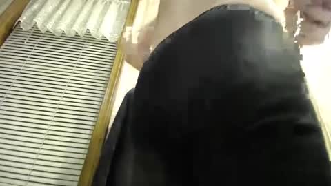  Links in Bio below online show from January 26, 2025, 3:06 am