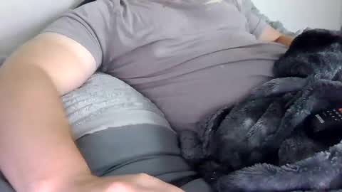 fitsutd23 online show from September 10, 2025, 5:24 pm