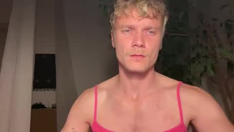 fituniformguy online show from April 29, 2026, 9:21 pm