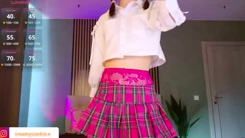 Snapshot of fixielu chatting on June 1, 2026, 3:08 am im Linda please give me thumbs up online show from June 1, 2026, 3:08 am