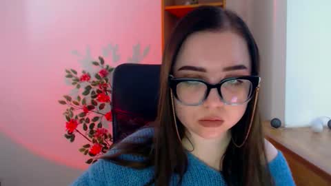 fiyalove online show from February 28, 2026, 7:42 am