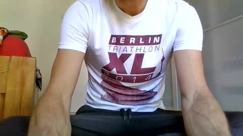 Snapshot of fkkboyberlin chatting on October 20, 2025, 10:27 am FkkBoyBerlin online show from October 20, 2025, 10:27 am