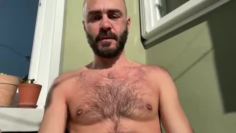 Fla is short for Flavio online show from February 3, 2025, 11:42 am