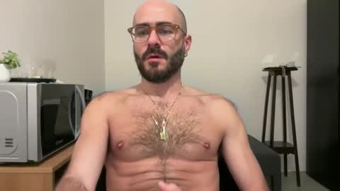 Fla is short for Flavio online show from December 18, 2025, 10:38 pm