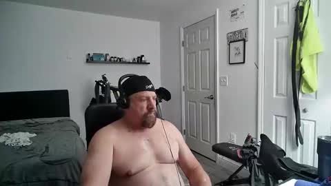 Snapshot of flaguy3233 chatting on December 9, 2024, 3:29 am Florida guy online show from December 9, 2024, 3:29 am