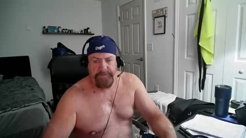 Snapshot of flaguy3233 chatting on December 15, 2024, 9:03 am Florida guy online show from December 15, 2024, 9:03 am