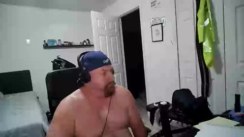 Snapshot of flaguy3233 chatting on January 6, 2025, 11:09 pm Florida guy online show from January 6, 2025, 11:09 pm