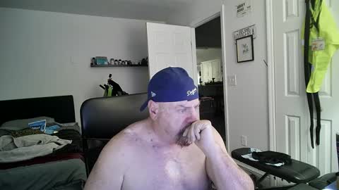 Snapshot of flaguy3233 chatting on January 28, 2025, 3:04 pm Florida guy online show from January 28, 2025, 3:04 pm