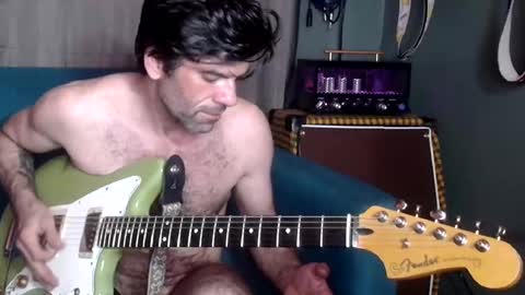 Flannel Dong online show from October 9, 2025, 7:50 am