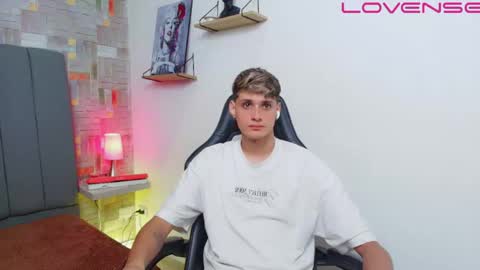 Snapshot of flaquito___ chatting on April 22, 2026, 8:54 pm Flaquito online show from April 22, 2026, 8:54 pm