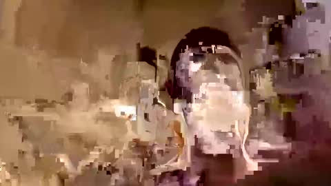 Flwssrm online show from October 1, 2025, 4:02 pm