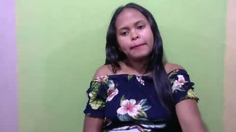 Snapshot of fleurtess_xx chatting on April 25, 2026, 4:26 am Claire online show from April 25, 2026, 4:26 am